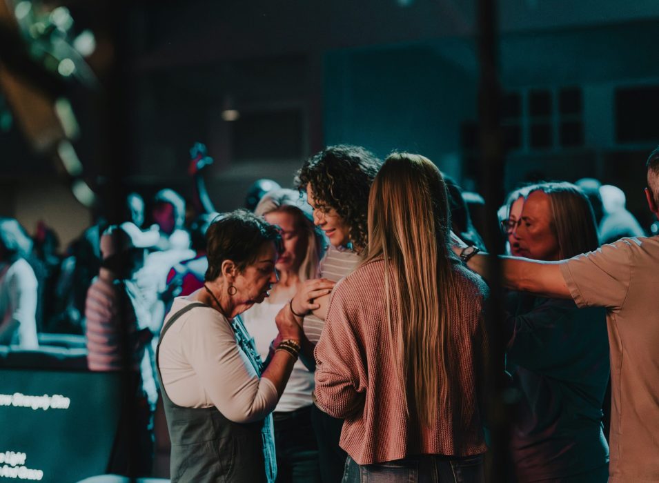 elianna-gill-4z9HMs3_6aw-unsplash elianna-gill-4z9HMs3_6aw-unsplash